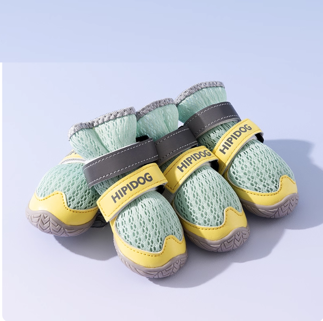 Breathable Anti-Slip Dog Shoes – Soft-Sole, Reflective, Stay-On Design for Small to Large Dogs (All-Season)